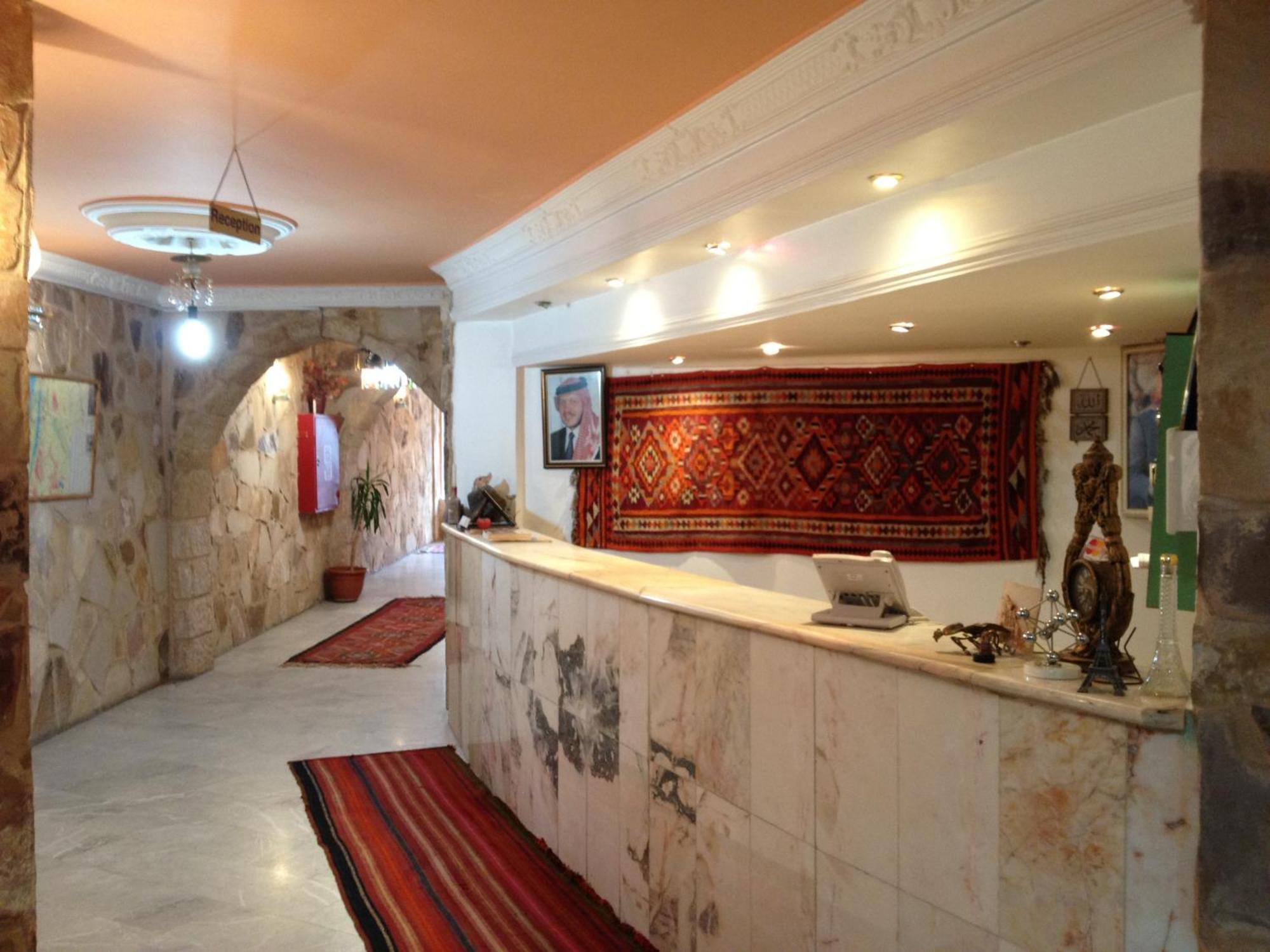 Al Rashid Hotel Wadi Musa Extérieur photo