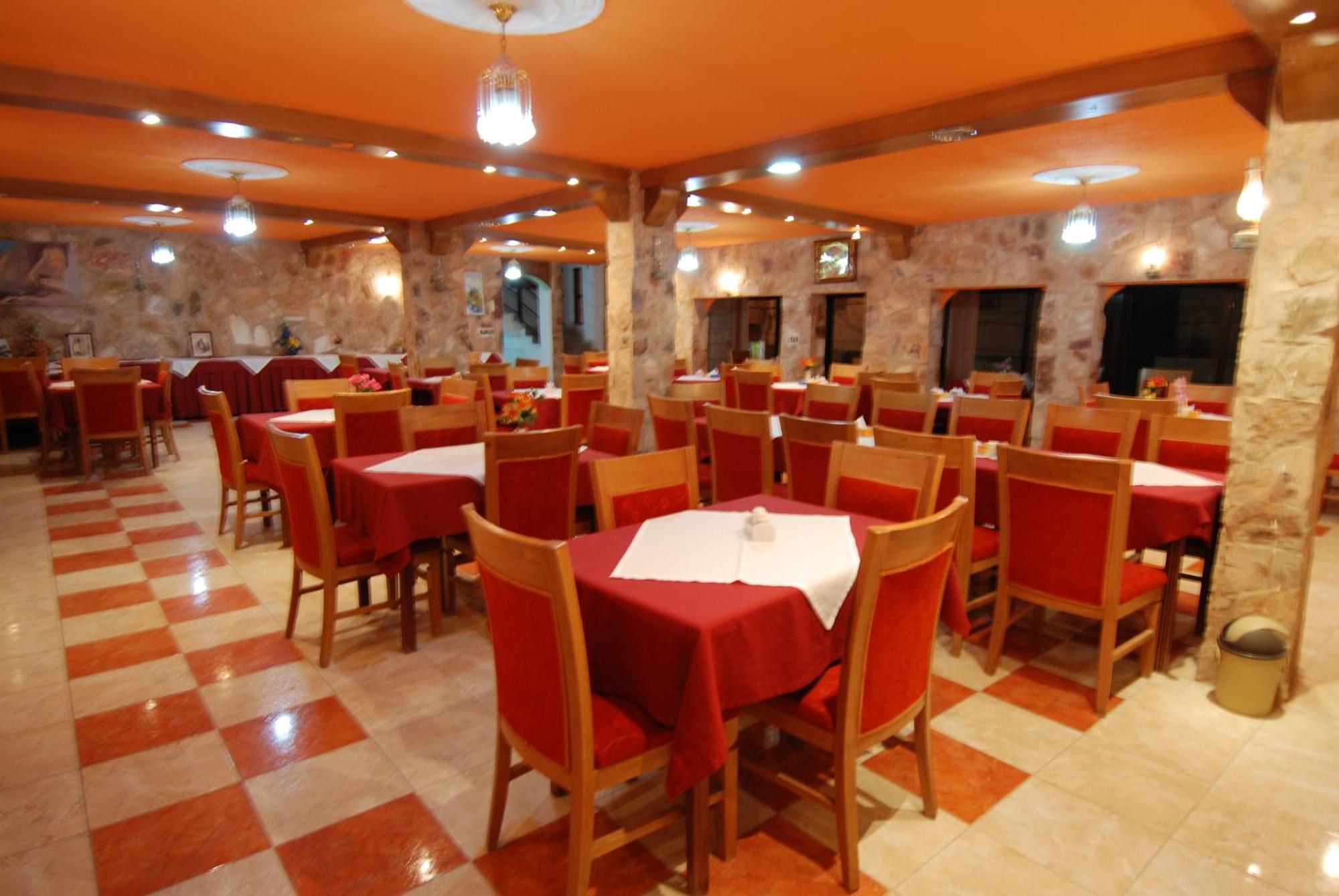 Al Rashid Hotel Wadi Musa Extérieur photo