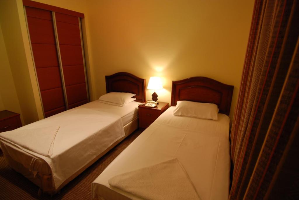 Al Rashid Hotel Wadi Musa Extérieur photo